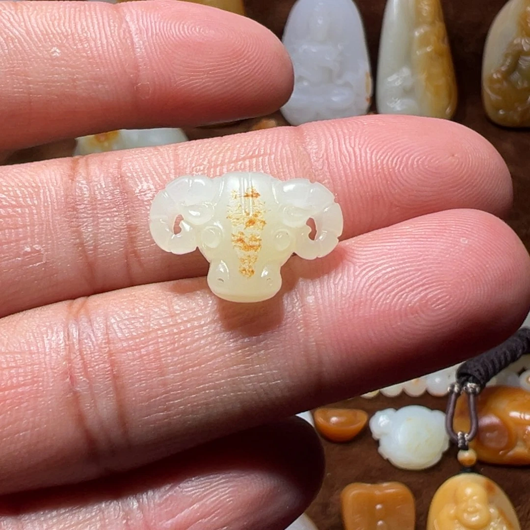 未镶嵌和田玉挂件