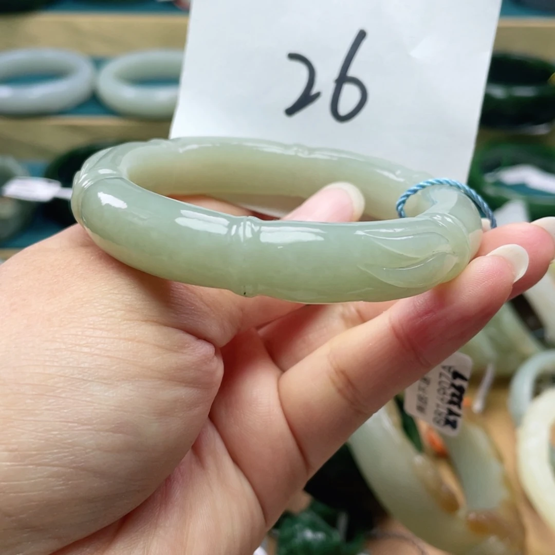未镶嵌手镯和田玉圈口57