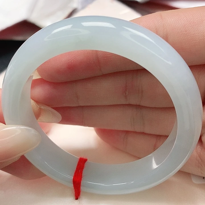 翡翠手镯未镶嵌缅甸天然A货翡翠