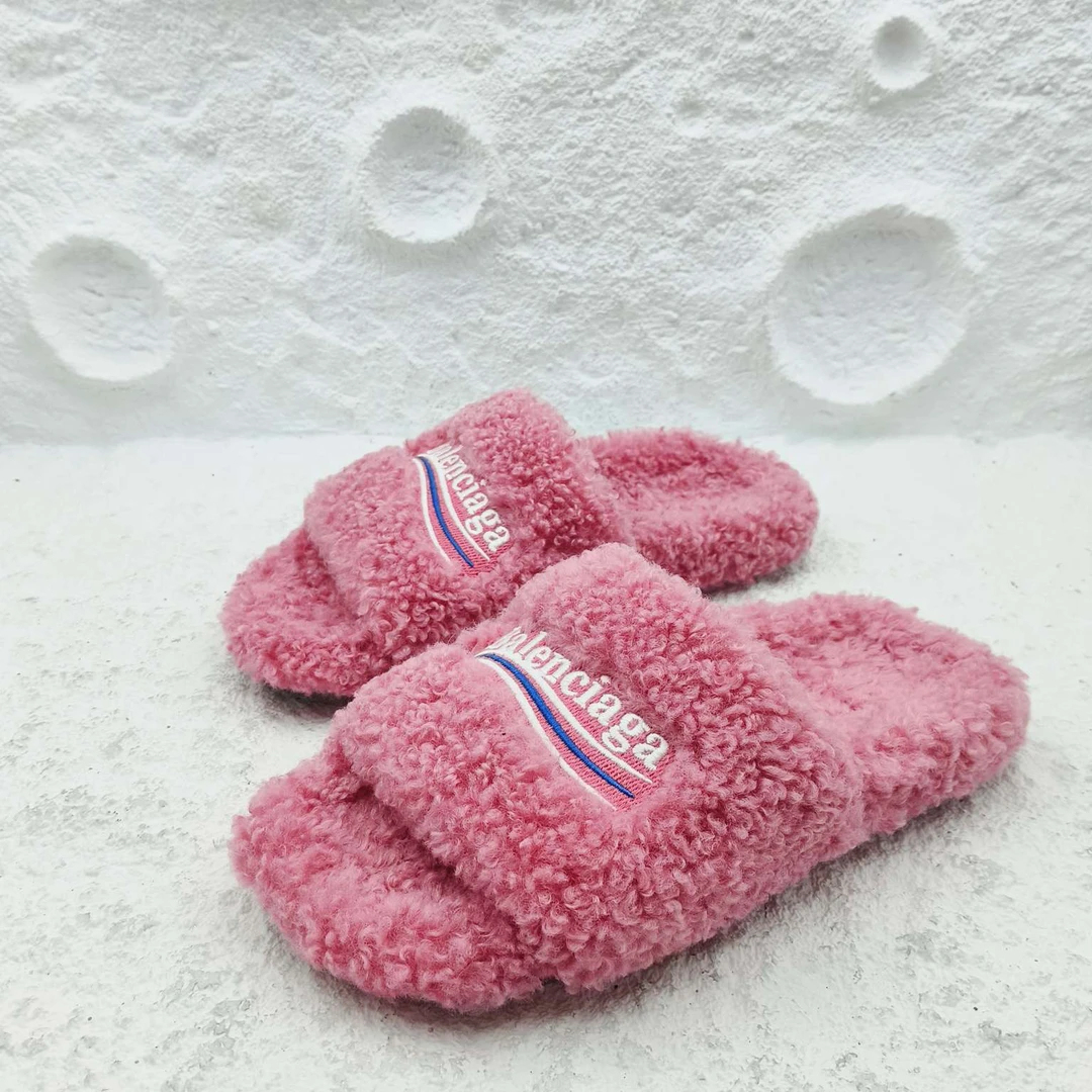 全新未使用 Balenciaga/巴黎世家 /36码/粉色毛毛拖鞋/D7721