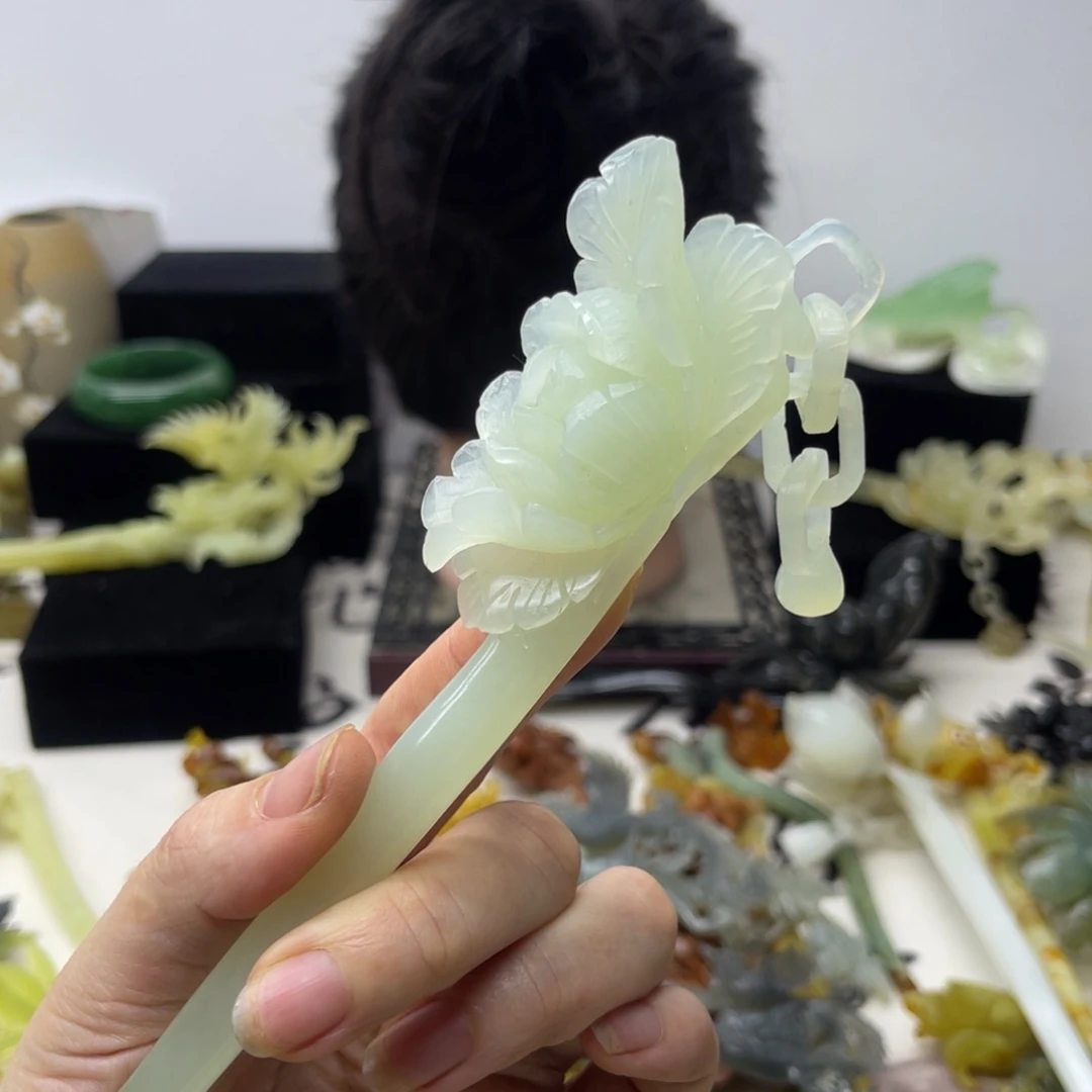 【闪购商品】蛇纹石玉未镶嵌发饰?****牙