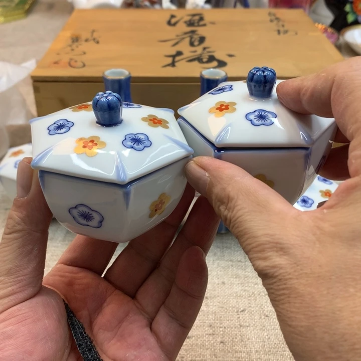 莉****金瓷阁家的美丽瓷器
