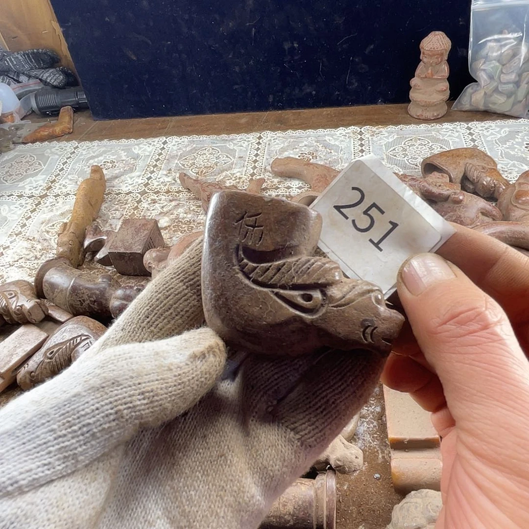 和田玉（糖玉）未镶嵌挂件