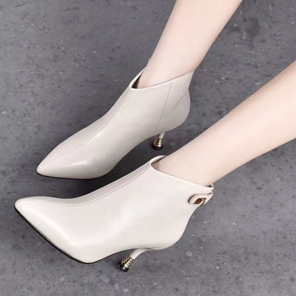 细跟尖头气质百搭时装靴单靴女靴冬季加绒高跟时尚真皮裸靴