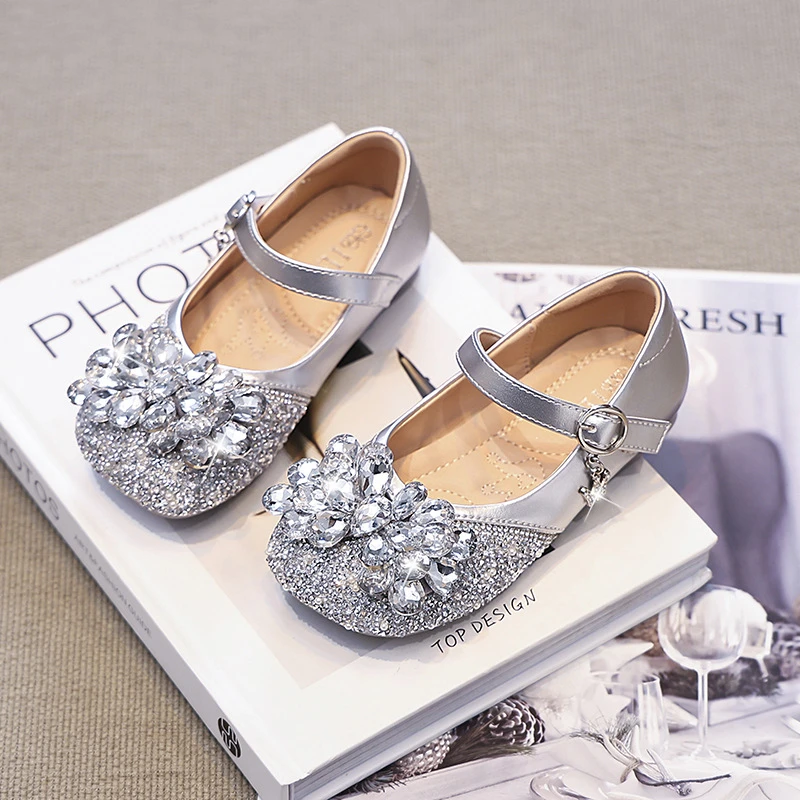 女童小皮鞋银色公主鞋新款春秋儿童鞋子软底女宝水晶鞋艾莎