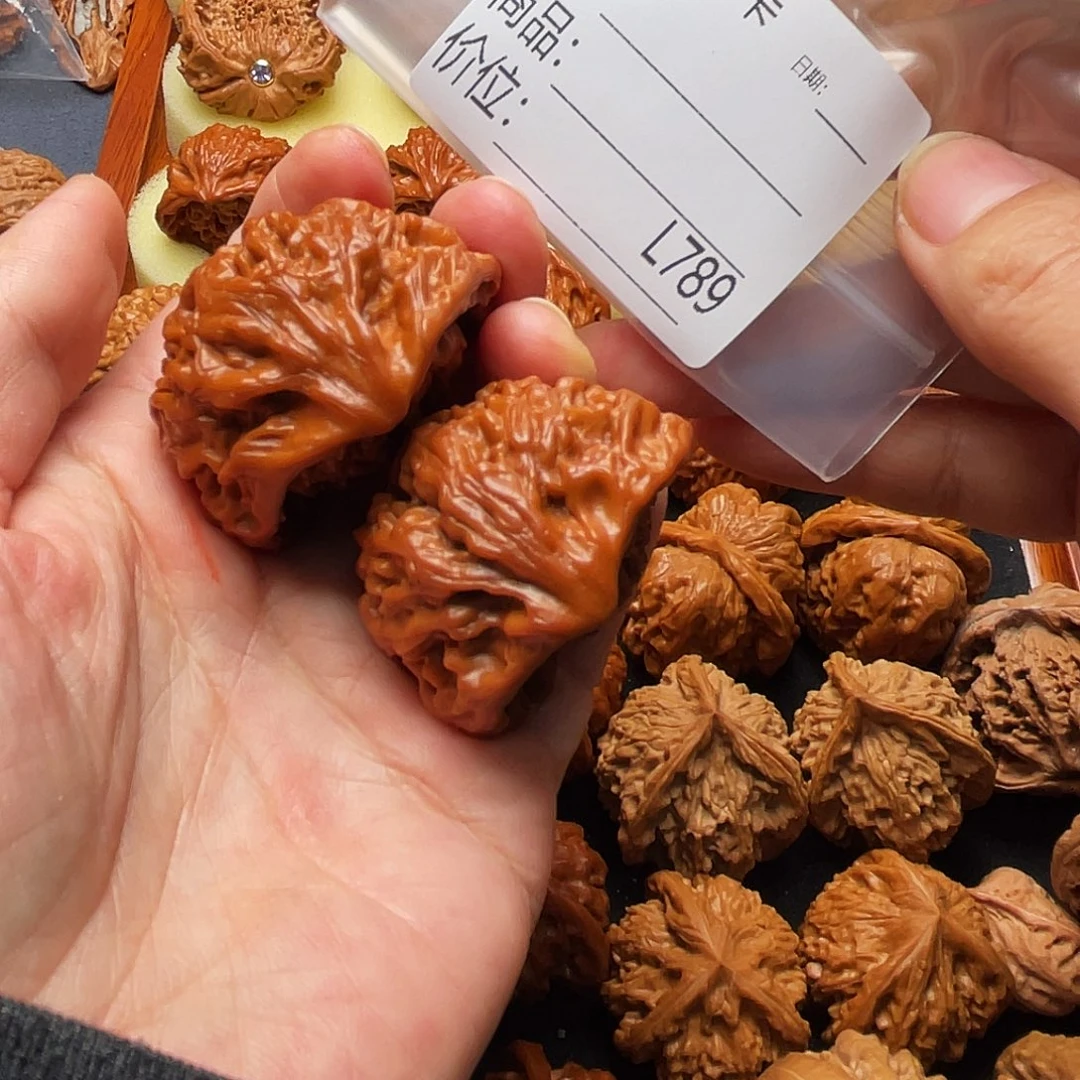 高***丶吊坠文玩核桃42鹰勾眼镜蛇