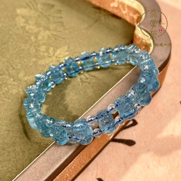 培育海蓝宝石HLB888  海蓝宝 貔貅阵阵