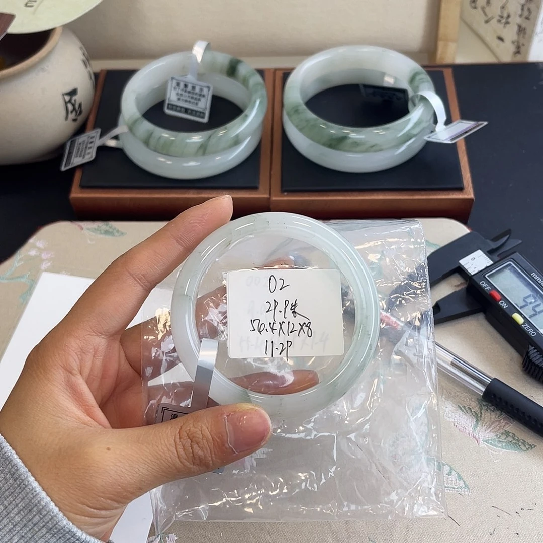 石英质玉未镶嵌手镯02