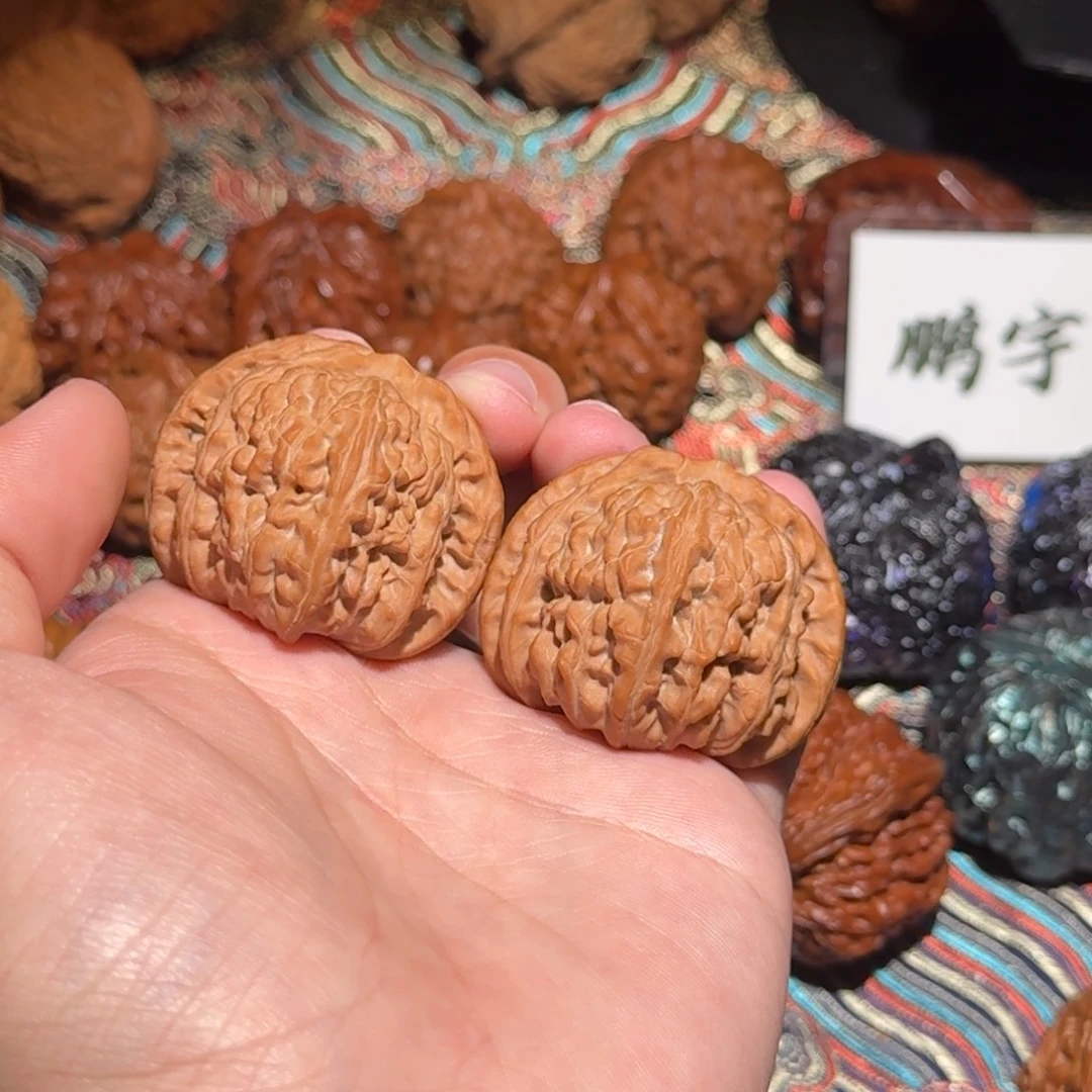 吊坠文玩核桃2246号42球白狮子文玩核桃