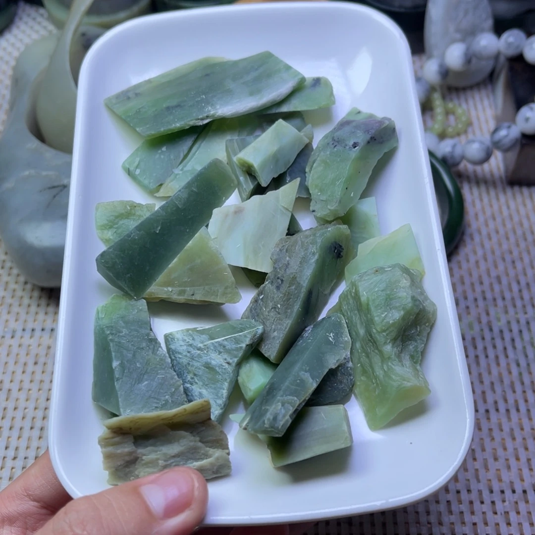 未镶嵌和田玉珠宝半成品