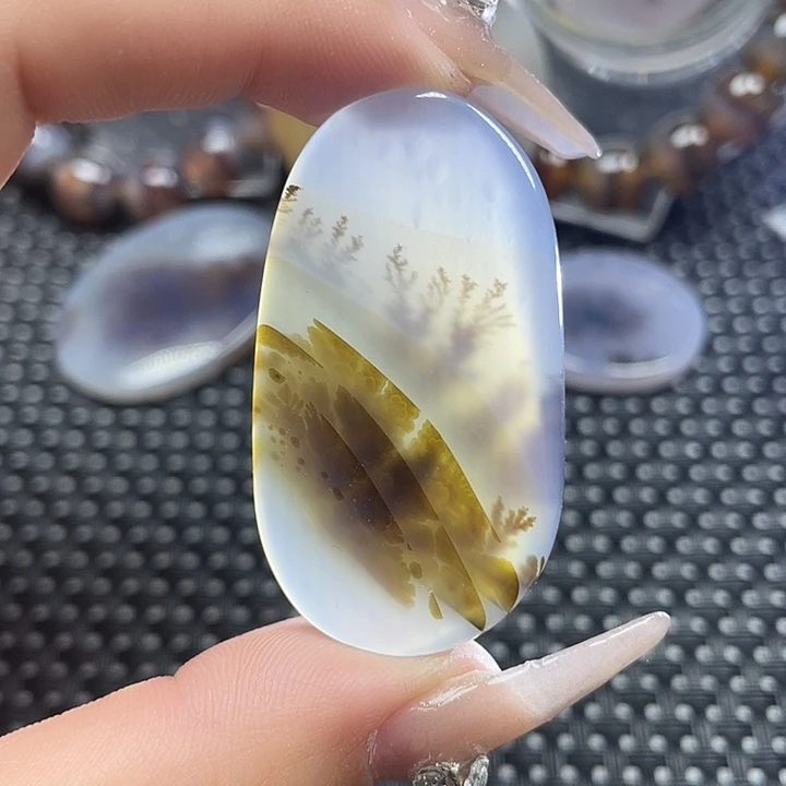 未镶嵌颈饰玛瑙/玉髓
