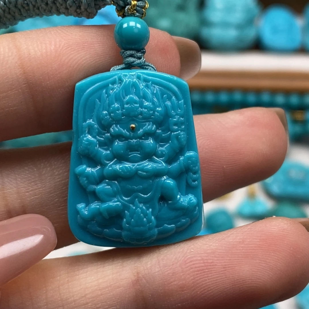 绿松石未镶嵌颈饰