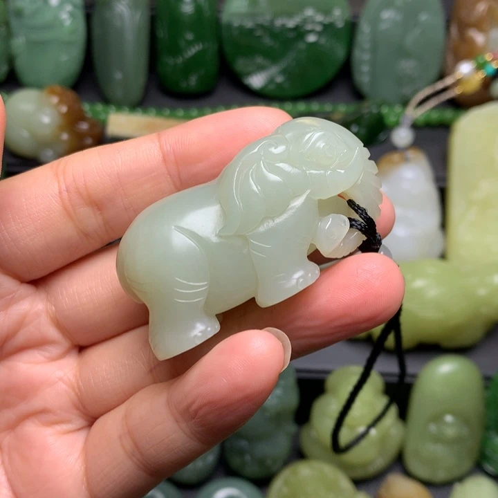 和田玉未镶嵌挂件