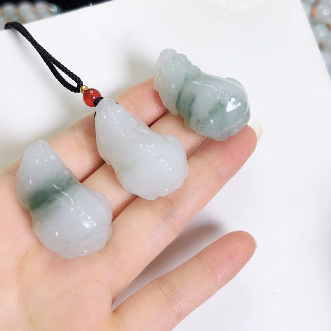 石英质玉未镶嵌颈饰貔貅多样性发其一