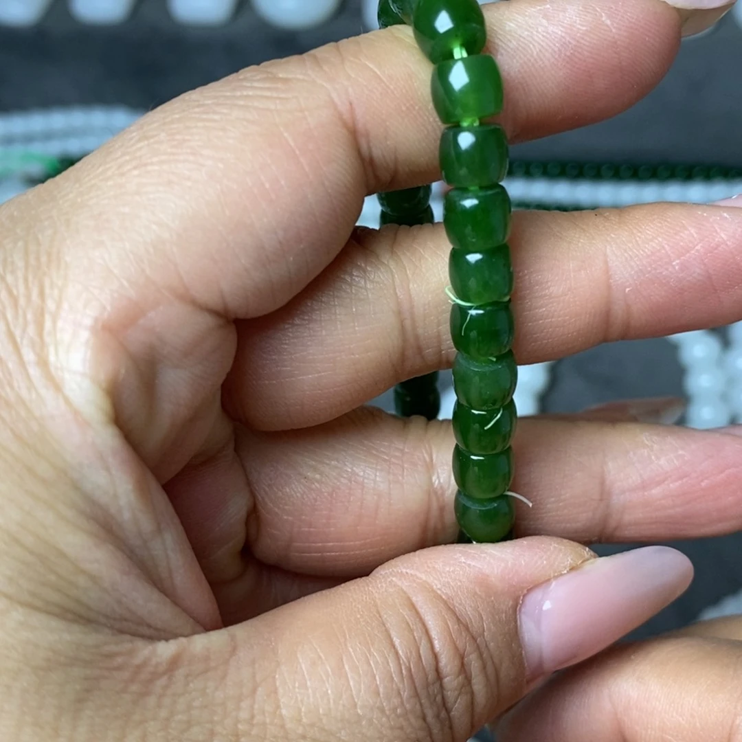 和田玉手链未镶嵌路*