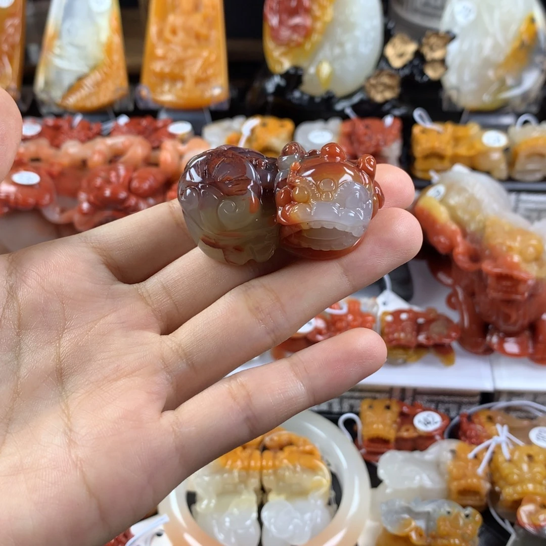 石英质玉（黄龙玉）未镶嵌挂件