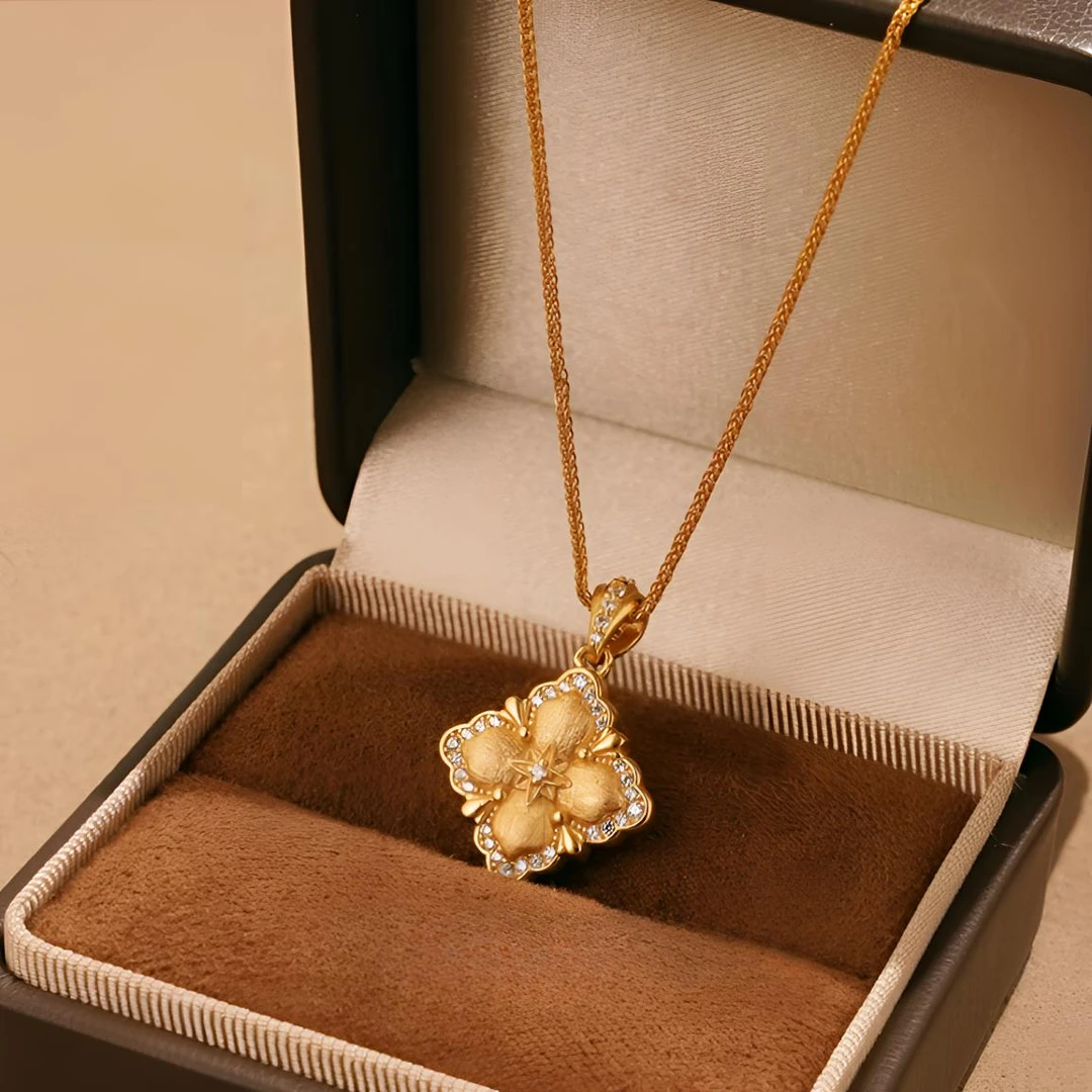 JIN BAI ZHENG 铜合金项链 布布风拉丝四叶花项链轻奢小众锁骨链