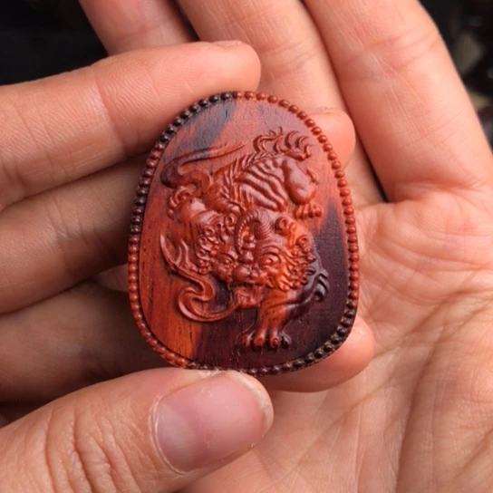 降真香无事牌红降牌子