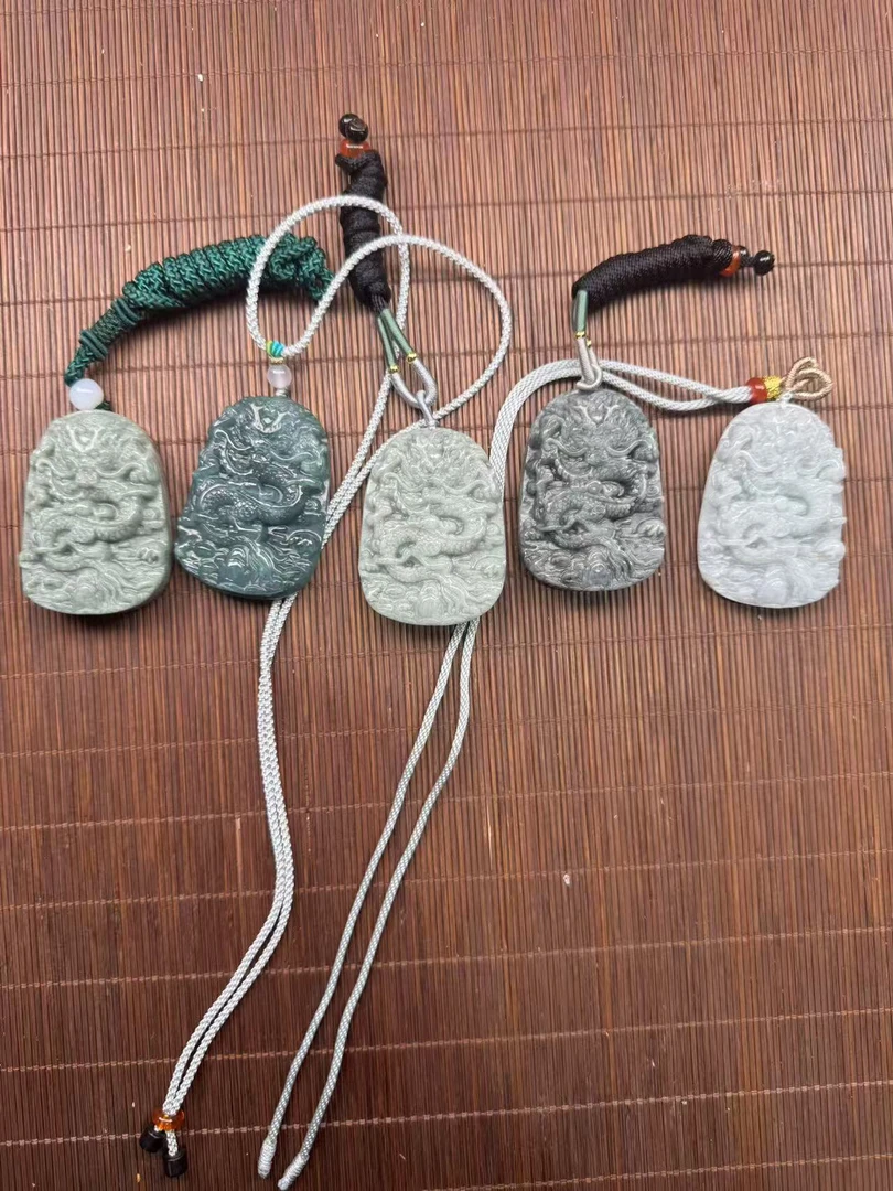 1315 天然缅甸A货翡翠龙牌多样性随机发