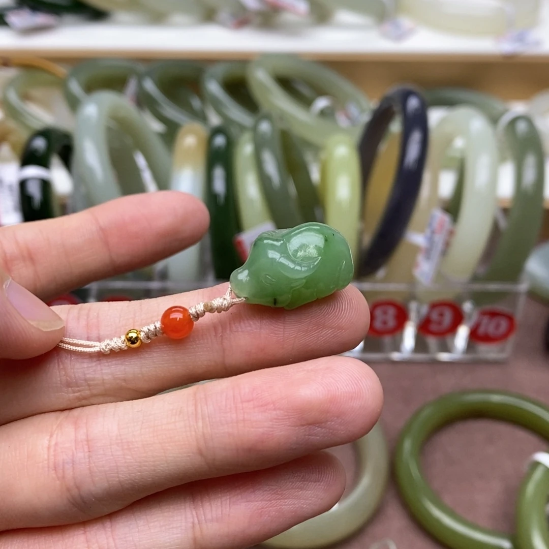 和田玉手镯未镶嵌?****式