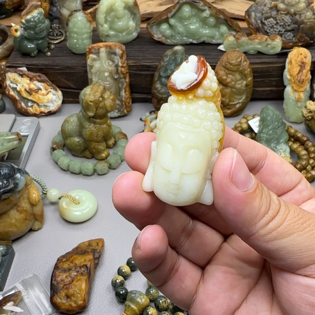 岫岩河磨玉（透闪石质玉）未镶嵌珠宝奇石