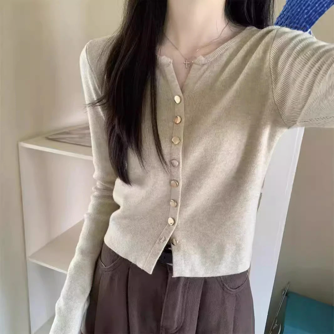 歌铭复古别致V领针织开衫2025春季秋季气质打底上衣女装螺纹外搭