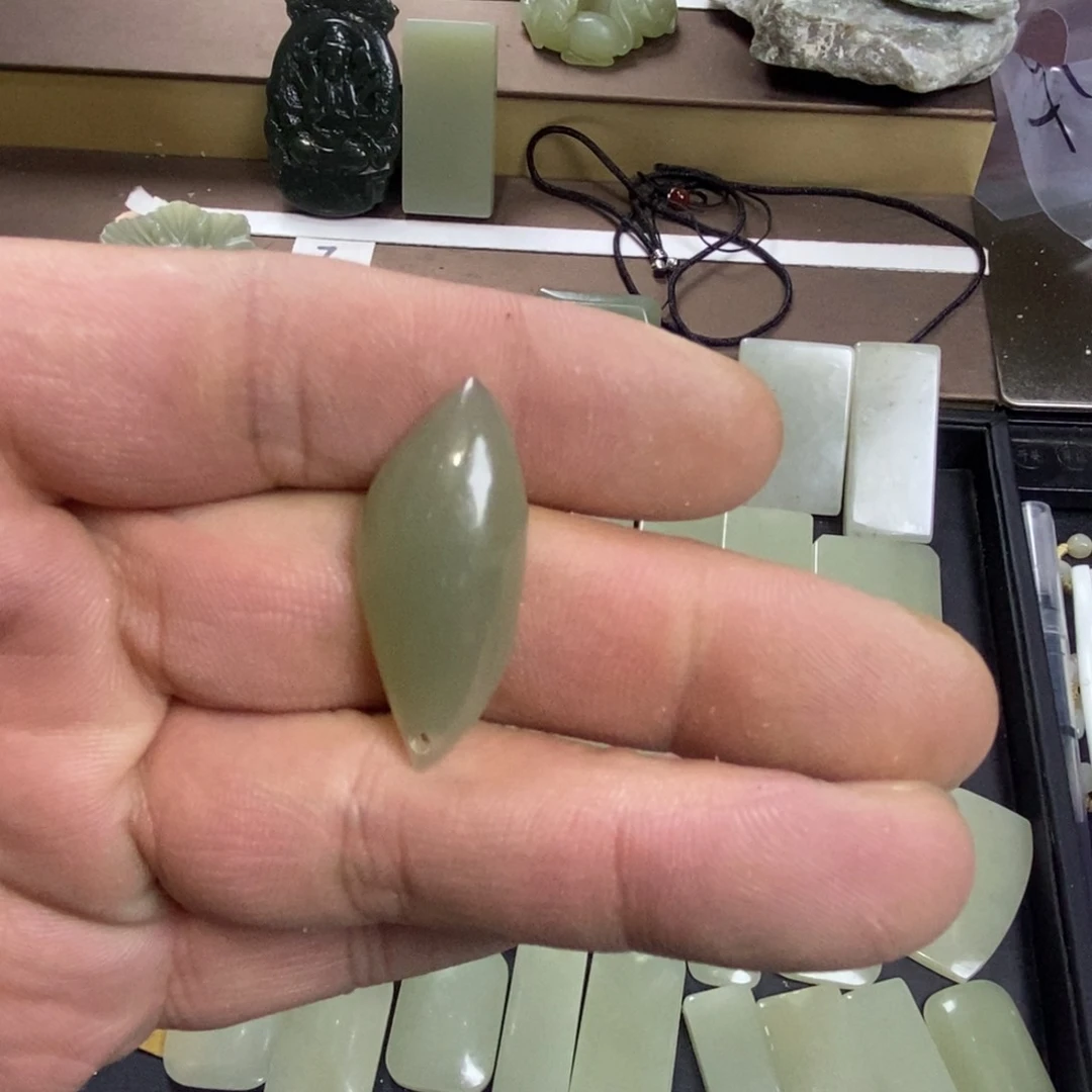 颈饰未镶嵌和田玉棉*铠026