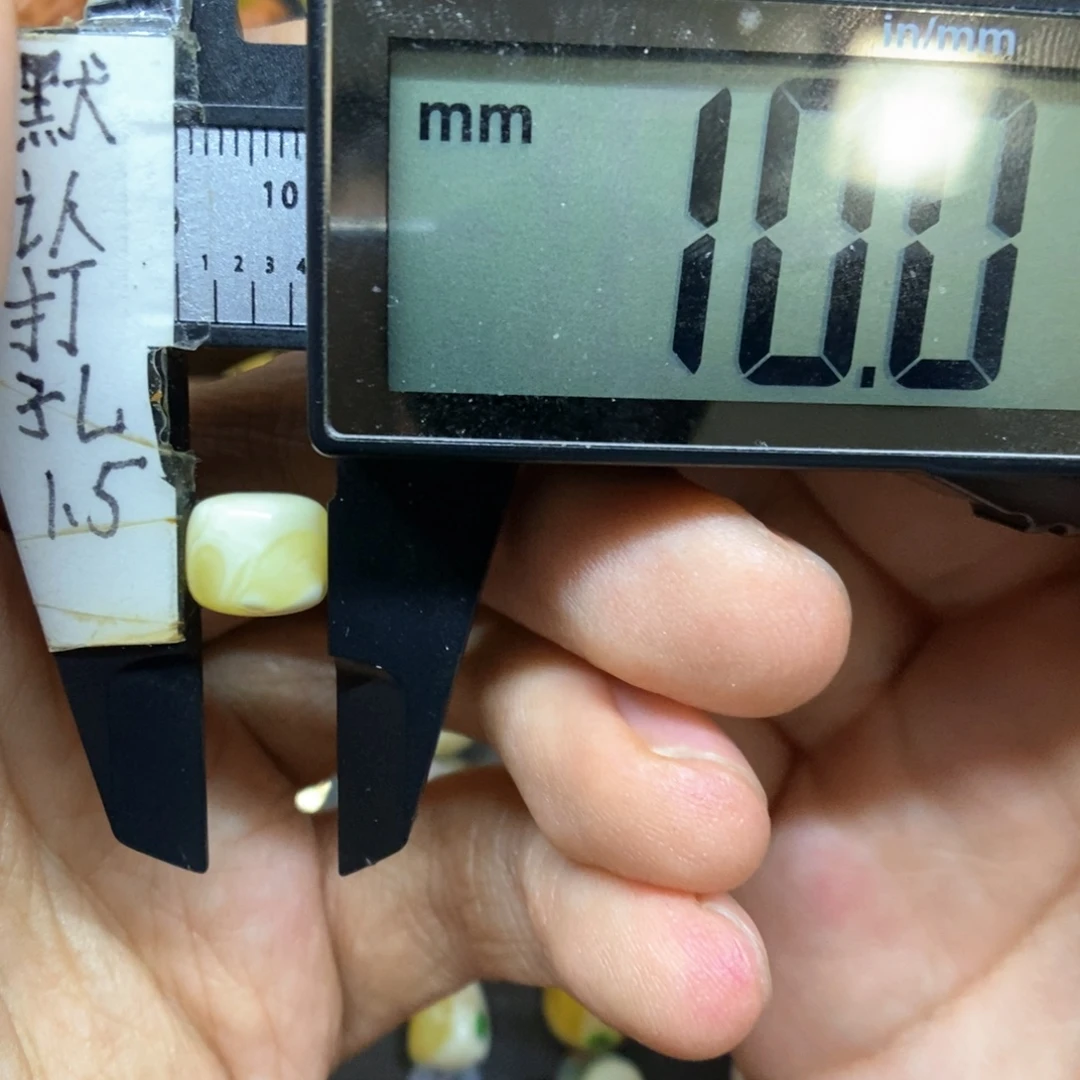 裸石蜜蜡未镶嵌满蜡瓷白妖花