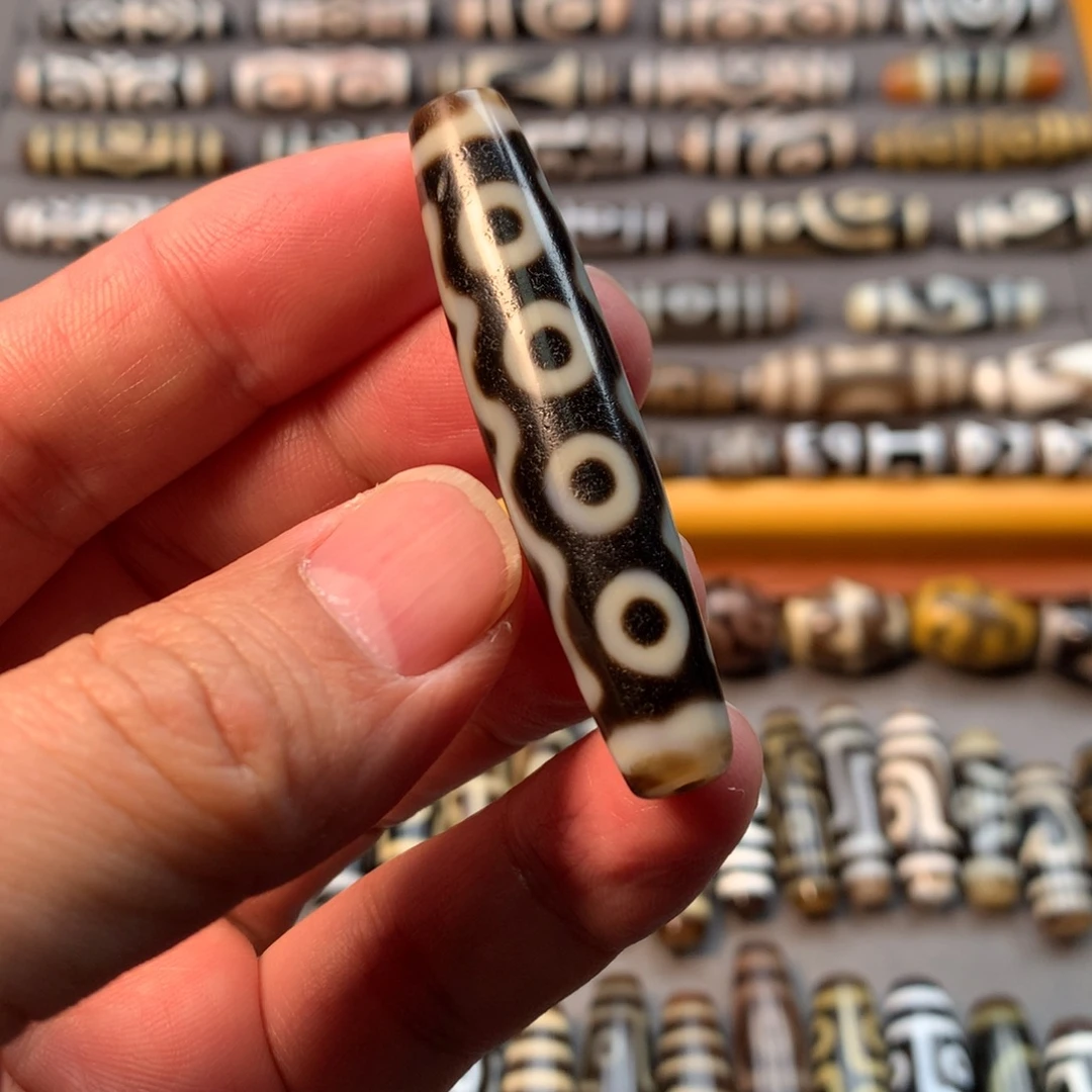 自***己玛瑙/玉髓未镶嵌颈饰