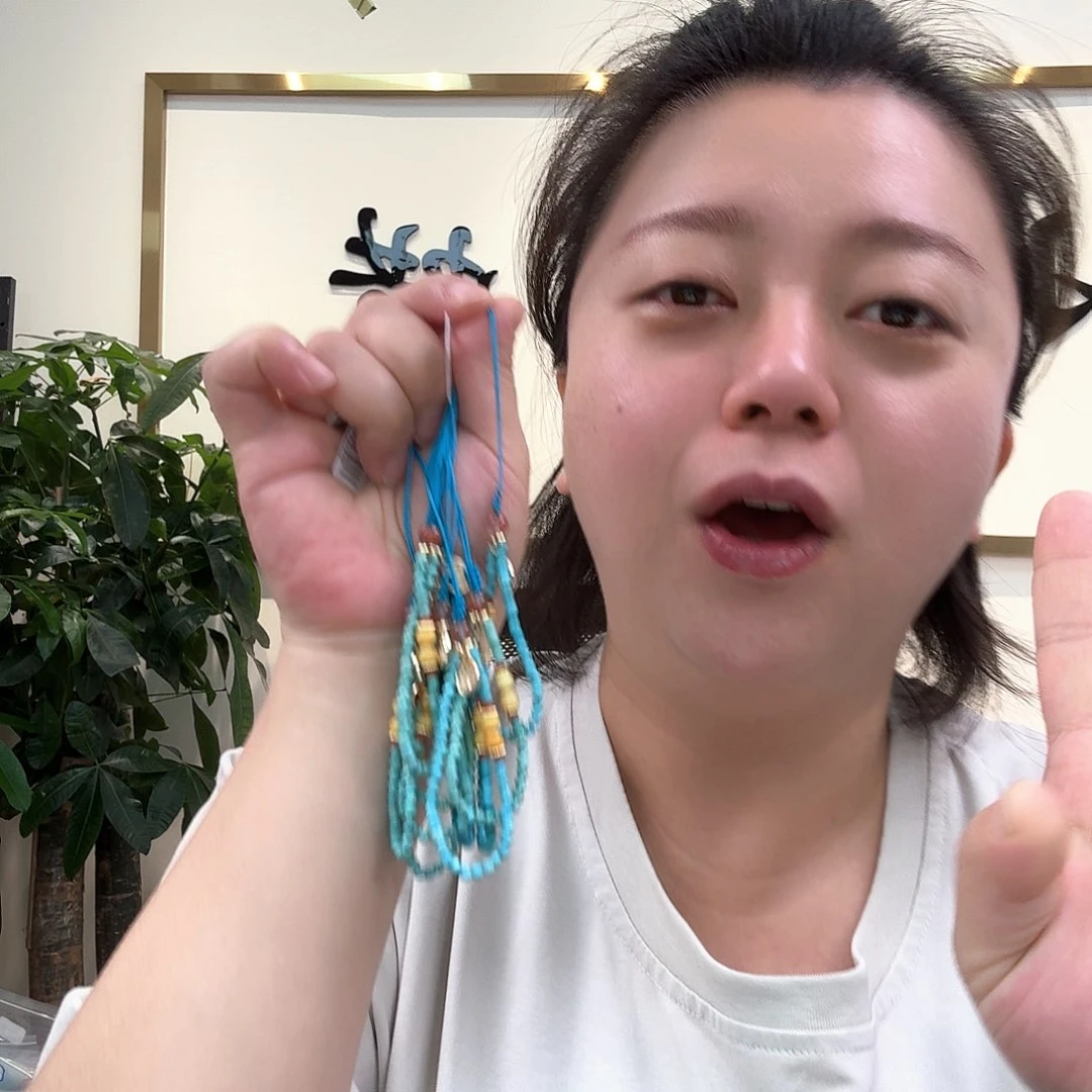 未镶嵌琥珀珠宝奇石1