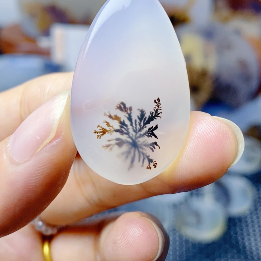 玛瑙/玉髓未镶嵌珠宝奇石