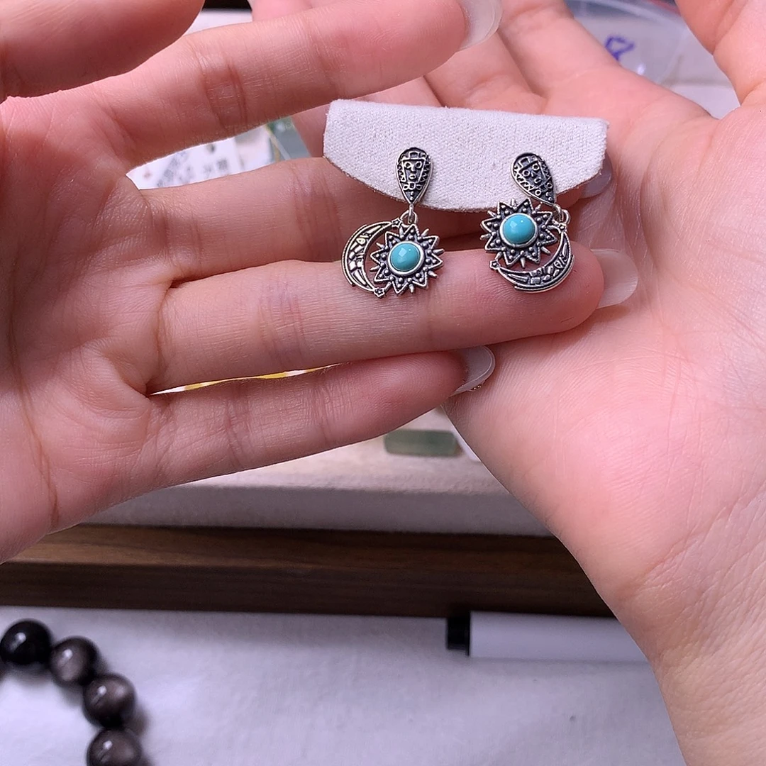 随***机碧玺银S925镶嵌耳饰双十一福利价