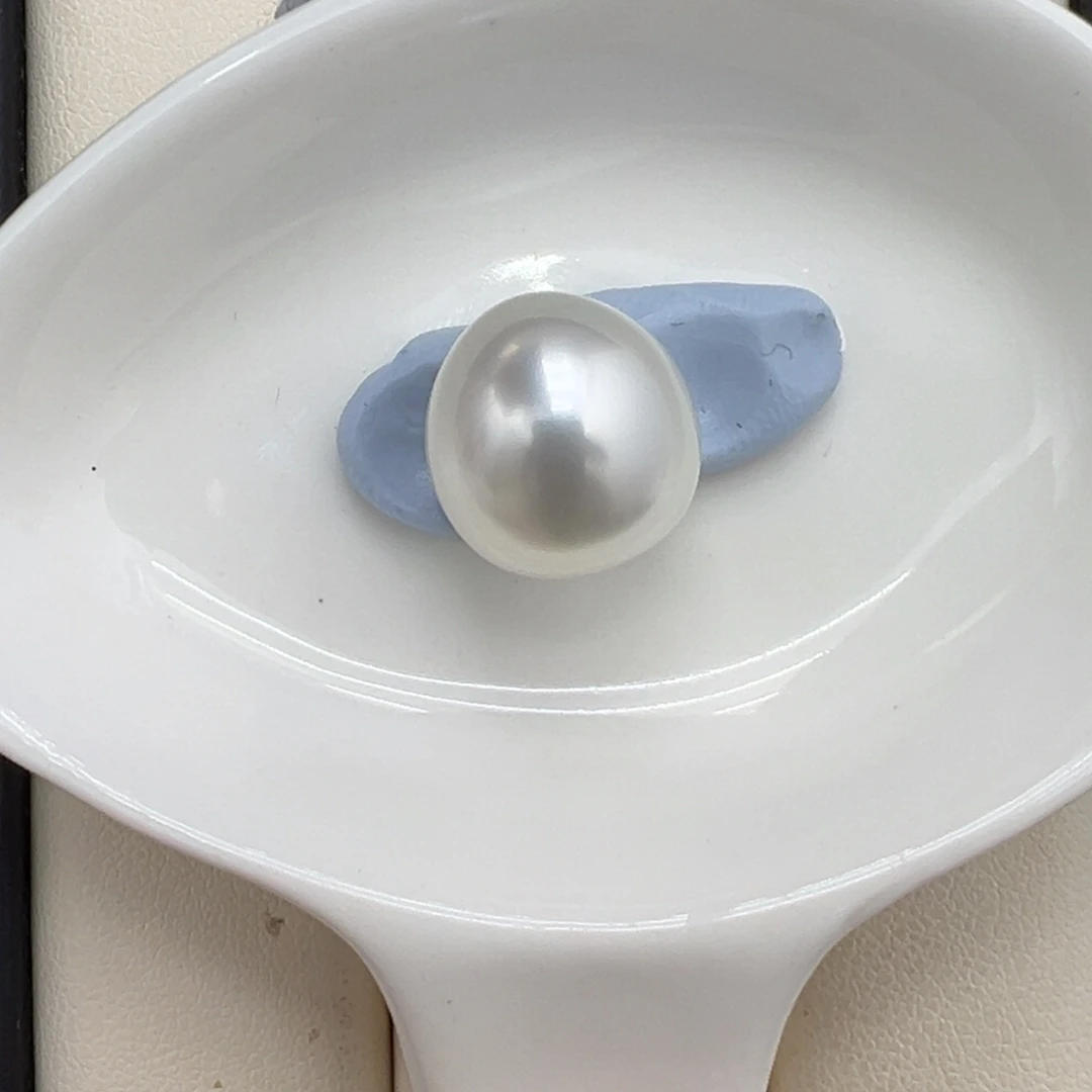 13.9mm蛋型无暇澳白裸珠海水珍珠未镶嵌