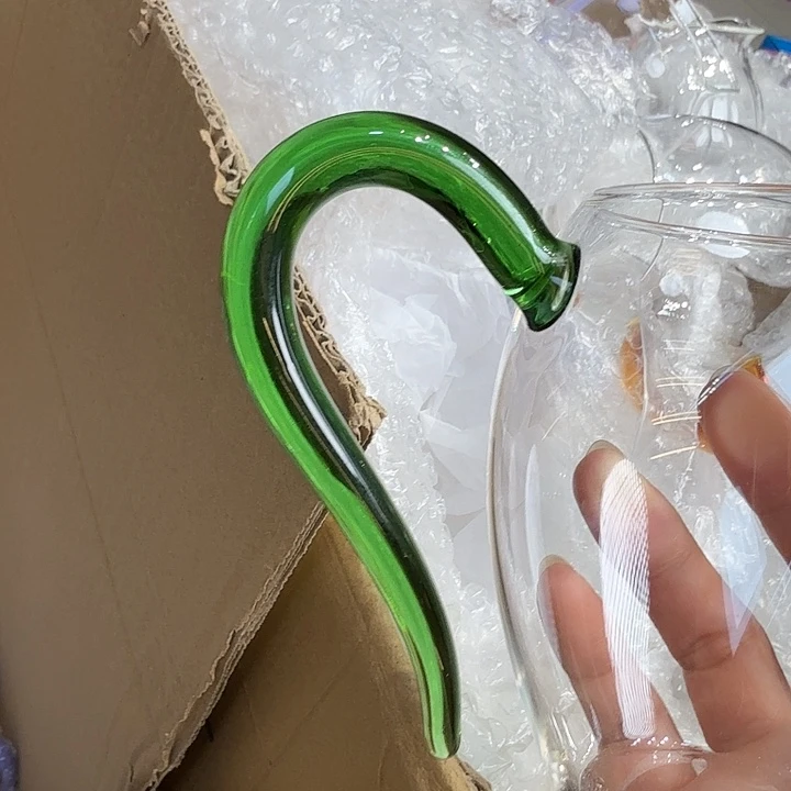 翠绿八怡然杯禾器。