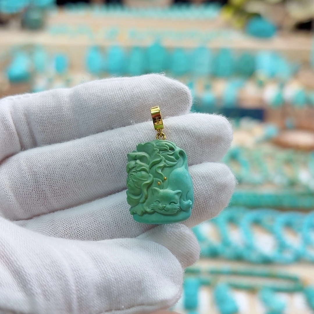 绿松石未镶嵌珠宝奇石