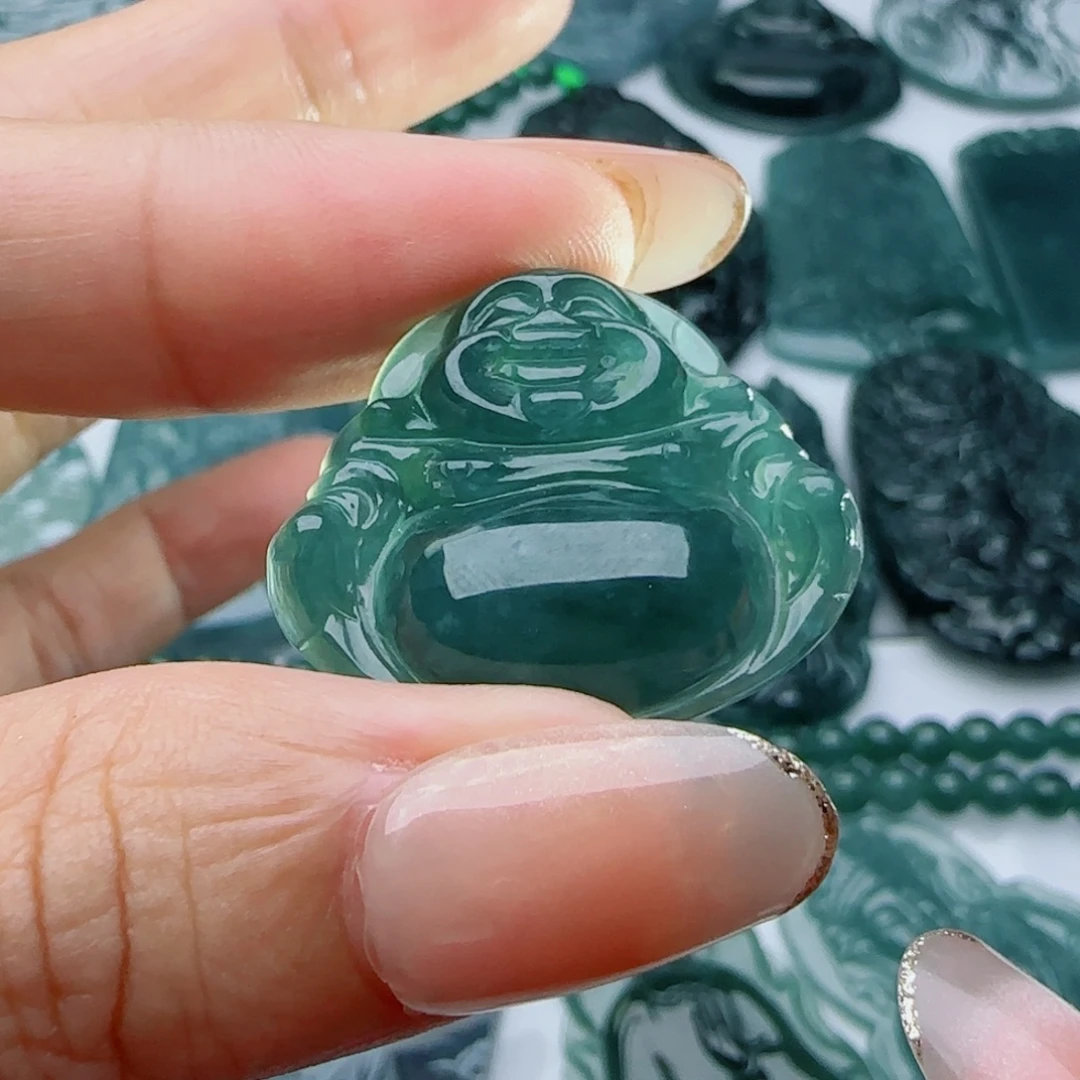 颈饰未镶嵌翡翠多样性发货天然的A货翡翠