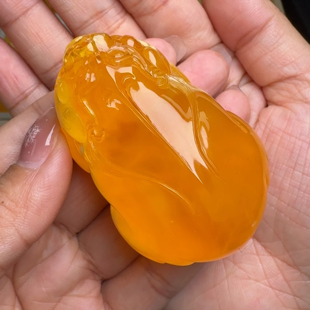 蜜蜡未镶嵌吊坠(不含链)无优化无烤色无补胶无覆膜无辐照无煮蜜