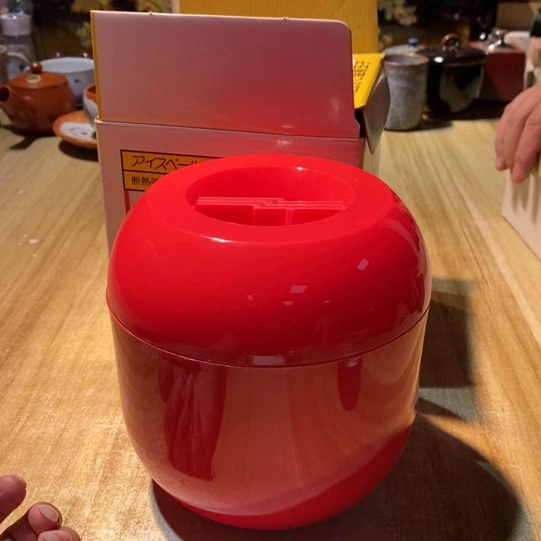 八***袍易雅集工艺品有限公司
