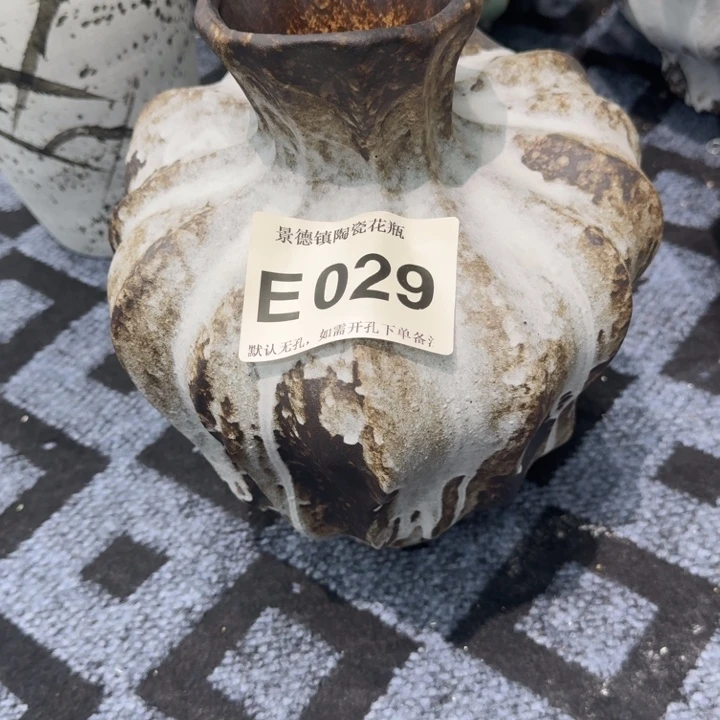 潇***潇瓷片景德镇高温花器编码029高31口6默认无孔