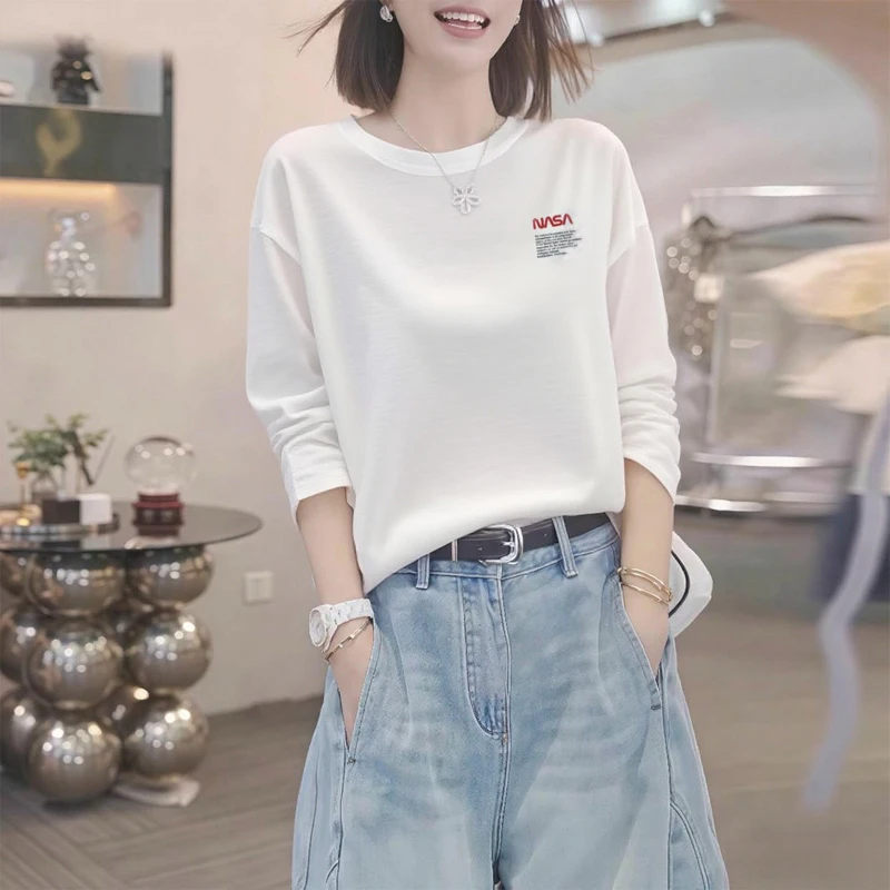 纯棉白色长袖t恤女正肩新款春秋冬宽松洋气显瘦减龄套头打底上衣
