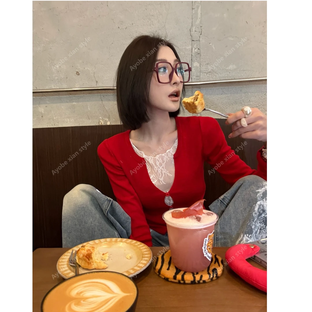 AYOBE小贤/辣妹chic~蕾丝拼接假俩件针织衫 修身显瘦短款长袖T恤