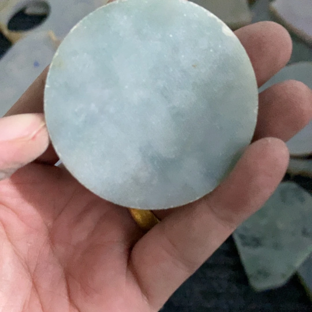 翡翠手镯未镶嵌料子