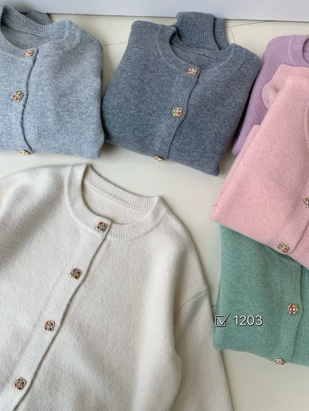 1203 珐琅纽扣 天鹅绒新款百搭开衫