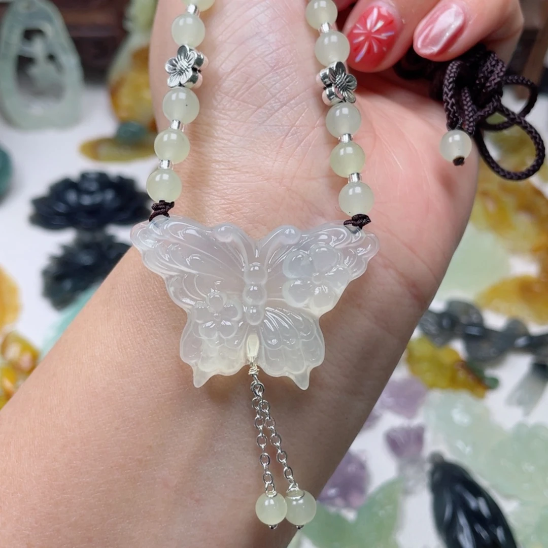 蛇纹石玉颈饰未镶嵌