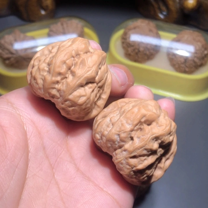 文玩核桃把件37.5蛤蟆头