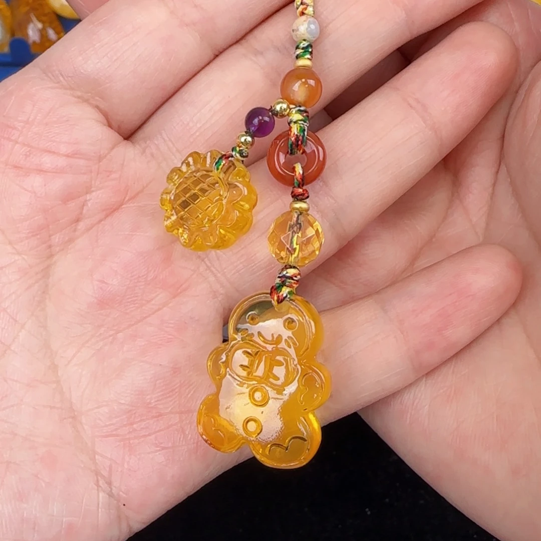 未镶嵌吊坠(赠链)蜜蜡