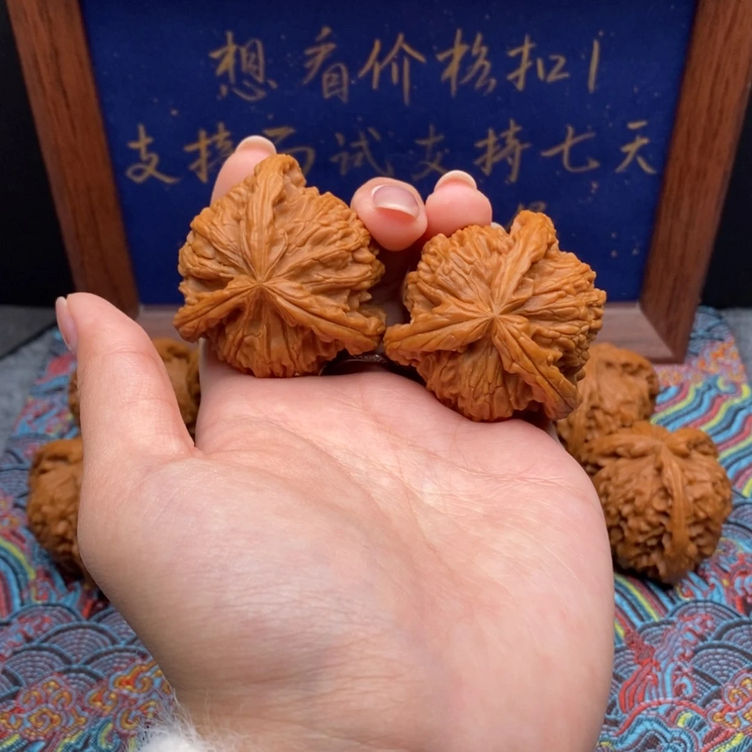 【闪购商品】M****r白狮