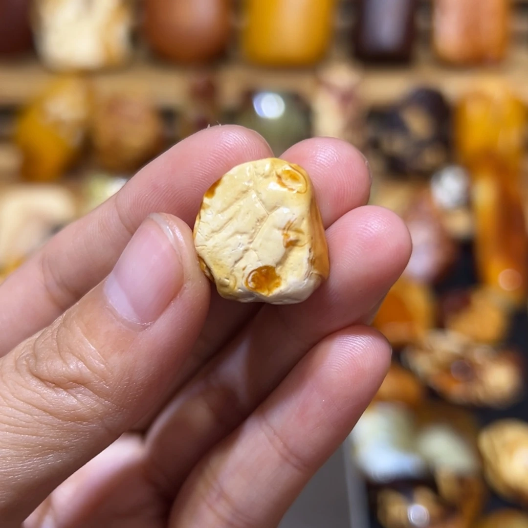 定制琥珀未镶嵌琥珀蜜蜡