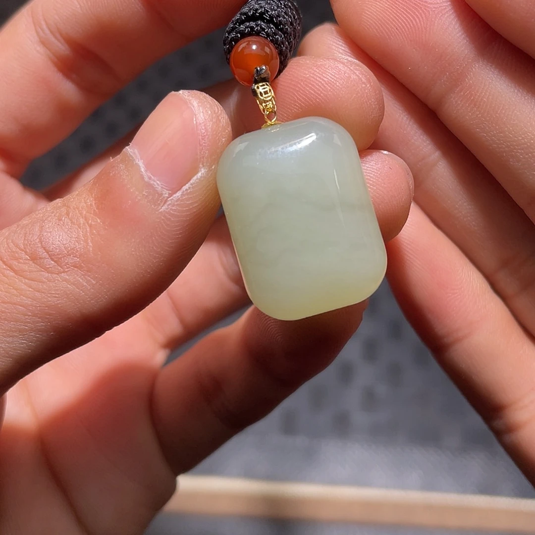 和田玉吊坠12未镶嵌