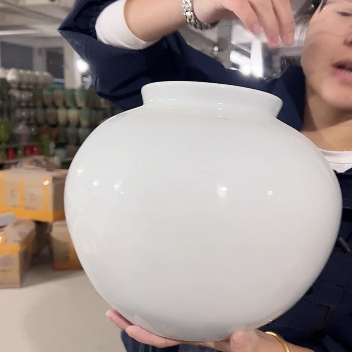 景德镇陶瓷花瓶工厂